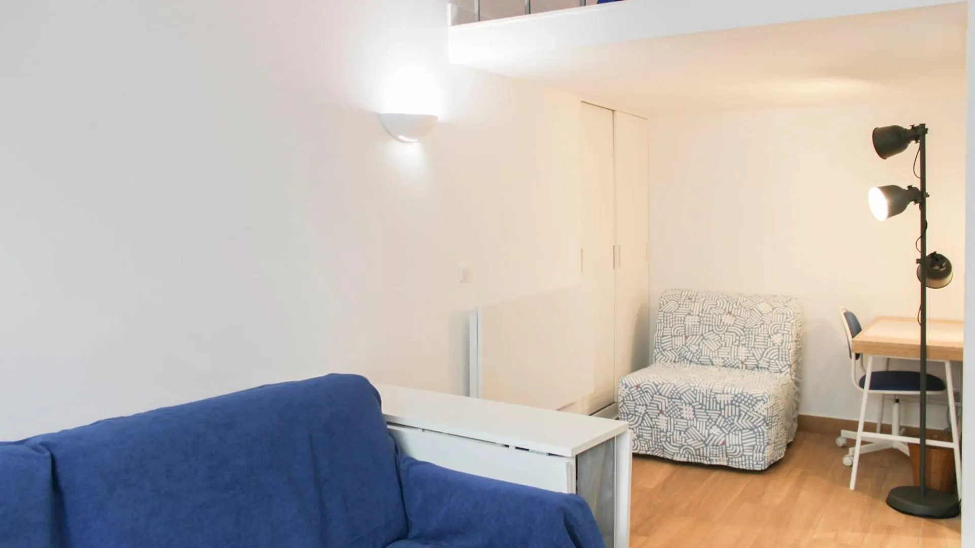 Charming Near Buttes-chaumont